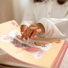 Libro con Forbici - Rosa