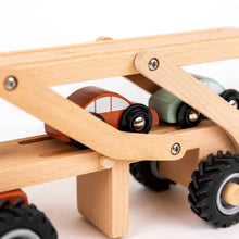 Camion per trasporto auto in legno