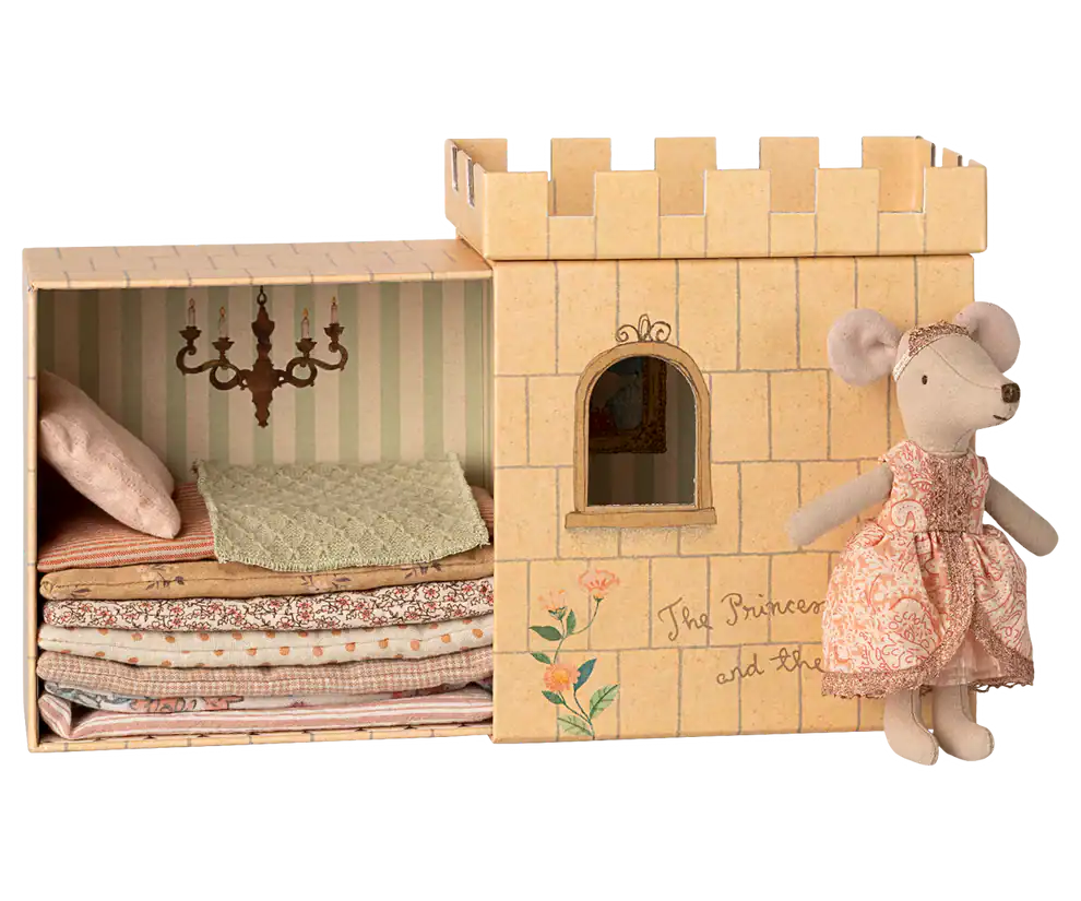 La principessa sul pisello, Topo Sorella maggiore