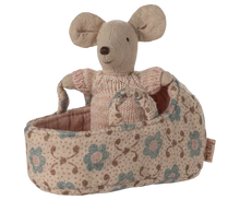 Topolino neonato nella culla - Rosa